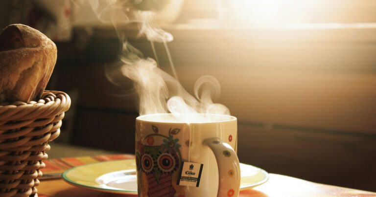 118 bom diaaaa com café e alegria